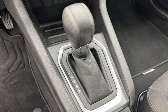 Renault Clio Equilibre 1.6 E-Tech Hybrid AT