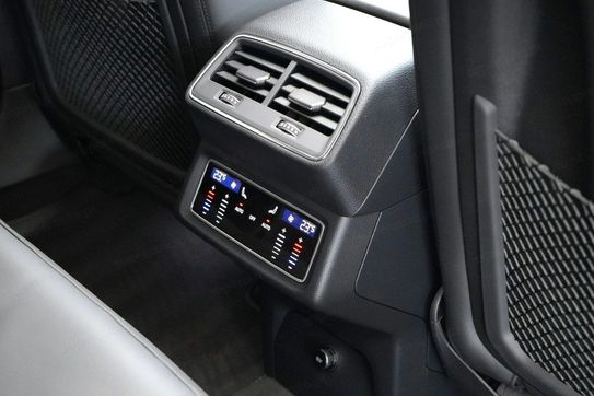 Audi Q8 SQ8 TFSI quattro Tiptronic