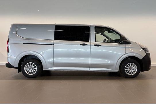 Volkswagen Transporter L2H1 8AT Zabudwa Brygadowa