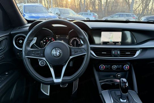 Alfa Romeo Stelvio Turbo Executive Q4