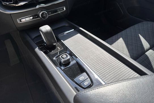 Volvo XC60 B4 D Momentum Pro aut