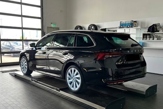 Skoda Octavia Drive Selection 1.5 TSI mHEV DSG