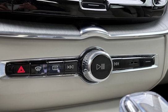 Volvo XC60 B4 D Plus Dark