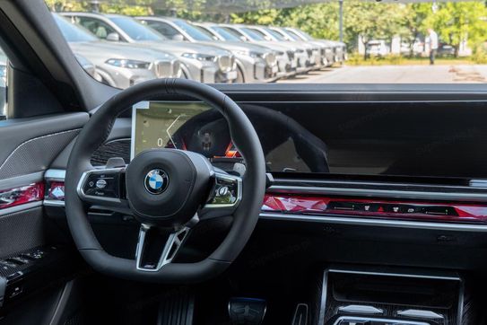 BMW Seria 7 740d xDrive M Sport