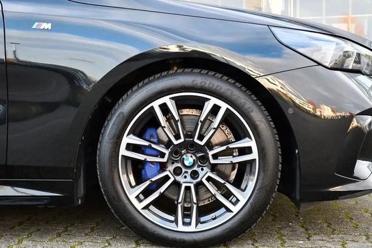 BMW Seria 5 520d xDrive M Sport