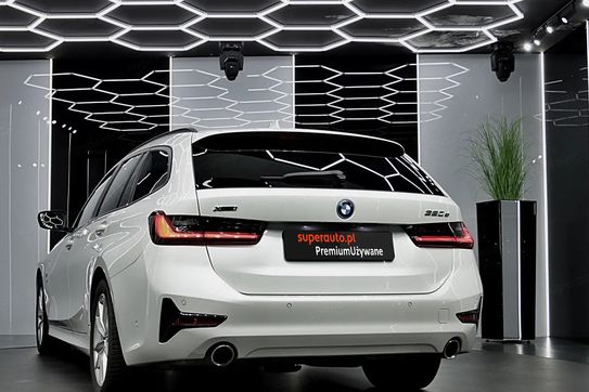 BMW Seria 3 320e PHEV xDrive M Sport aut