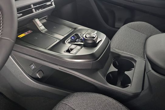 Toyota bZ4X Style EV