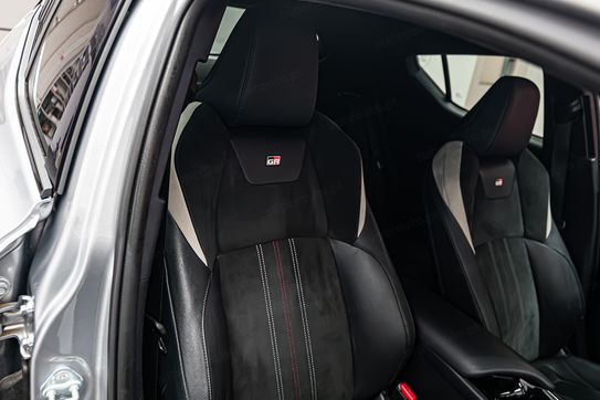Toyota C-HR 1.8 Hybrid GR Sport