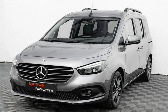 Mercedes T klasa T180d AT