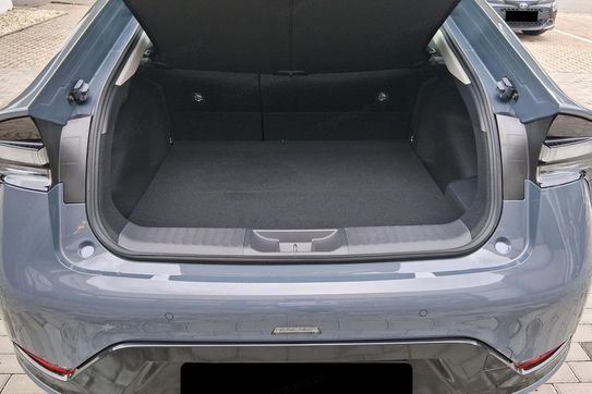 Toyota Prius Prestige 2.0 Hybrid Plug-in