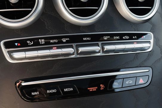 Mercedes Klasa C 300 9G-TRONIC