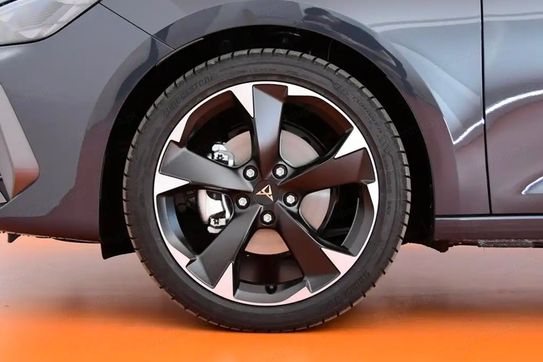 Cupra Leon 1.5 eTSI mHEV DSG