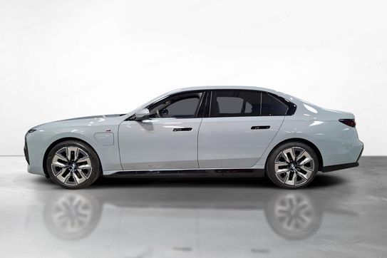 BMW Seria 7 750e PHEV xDrive