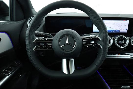 Mercedes GLA 200 AMG Line