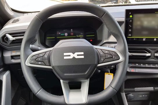 Dacia Duster Expression MMT 1.8 Full Hybrid