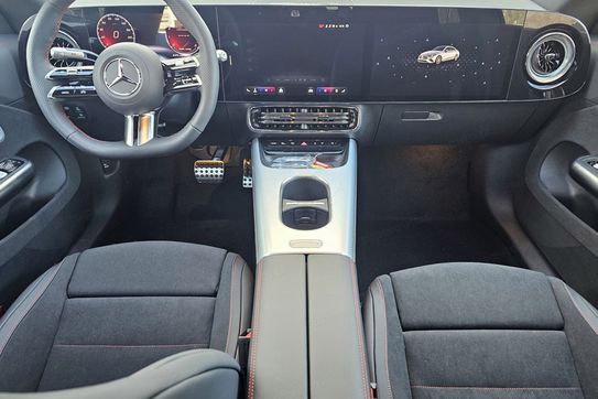 Mercedes CLA 220 4-Matic AMG Line