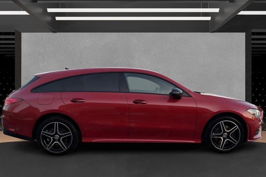 Mercedes CLA 250 e AMG Line 8G-DCT