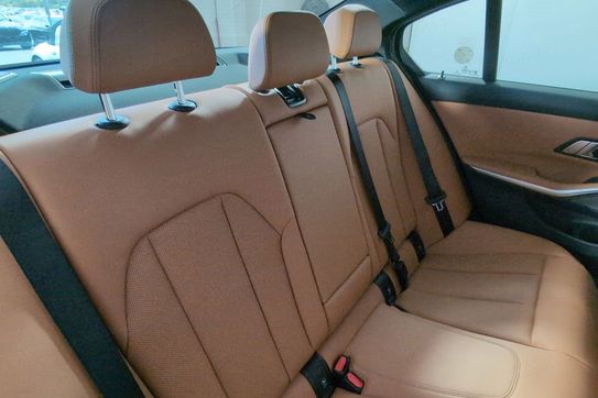 BMW Seria 3 318i M Sport