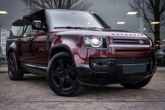 Land Rover Defender 130 D350 X-Dynamic HSE