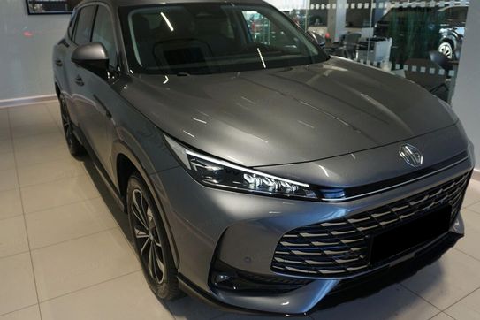 MG HS Excite 1.5 T-GDi MT