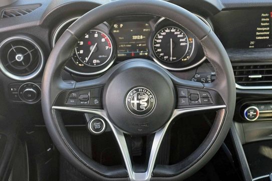 Alfa Romeo Stelvio Turbo Business Q4