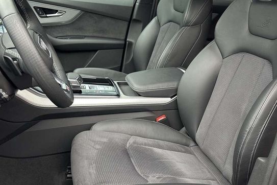 Audi Q7 60 TFSI e quattro S Line