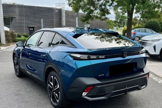 Peugeot 408 Allure e-DCS 1.2 mHEV