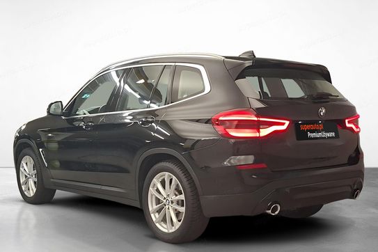 BMW X3 xDrive30i Advantage