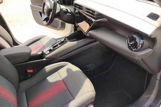 Alfa Romeo Junior 1.2 Ibrida Speciale