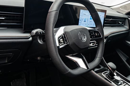 MG HS 1.5T HEV+ Exclusive aut