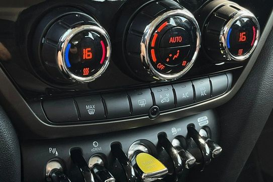 Mini Countryman Cooper SE ALL4 Classic Trim aut