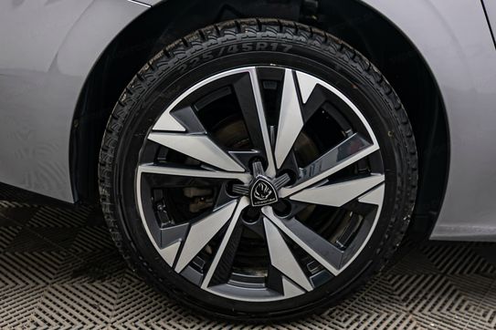 Peugeot 308 1.5 BlueHDi S&S EAT8