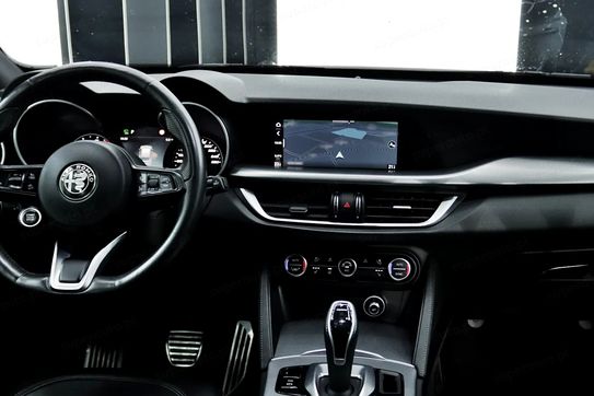 Alfa Romeo Stelvio Turbo Veloce Q4