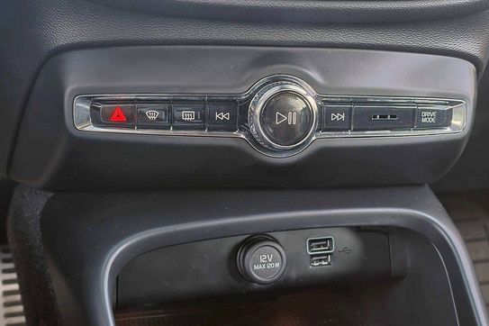 Volvo XC40 B4 B AWD R-Design