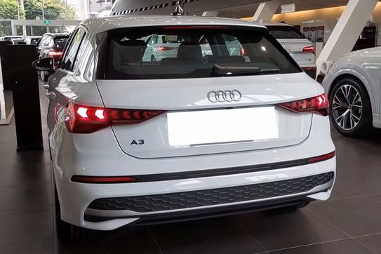 Audi A3 35 TFSI Advanced Sportback