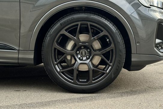 Audi Q7 TDI quattro S Line