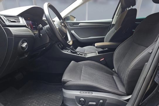 Skoda Superb 2.0 TDI SCR Style DSG