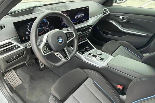 BMW Seria 3 320d xDrive mHEV aut