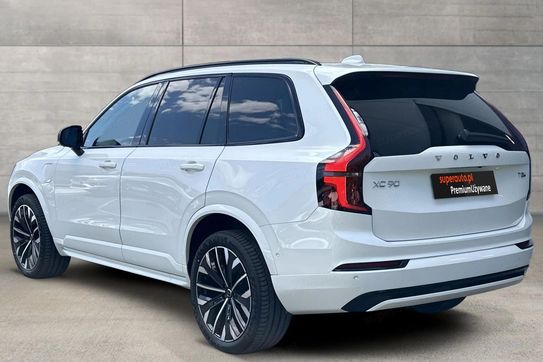 Volvo XC90 T8 AWD Plug-In Hybrid Plus Dark 7os