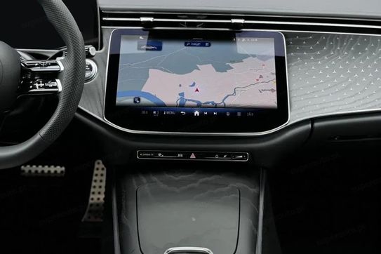 Mercedes Klasa E 300 de 4-Matic AMG