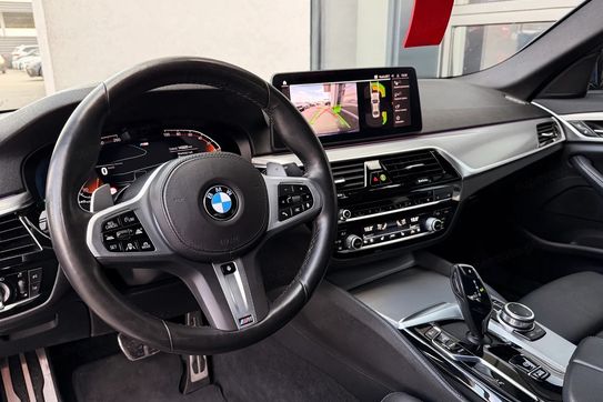 BMW Seria 5 530d xDrive M Sport