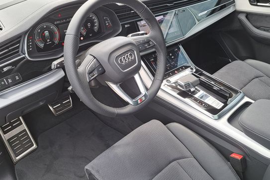 Audi Q7 45 TDI quattro S Line