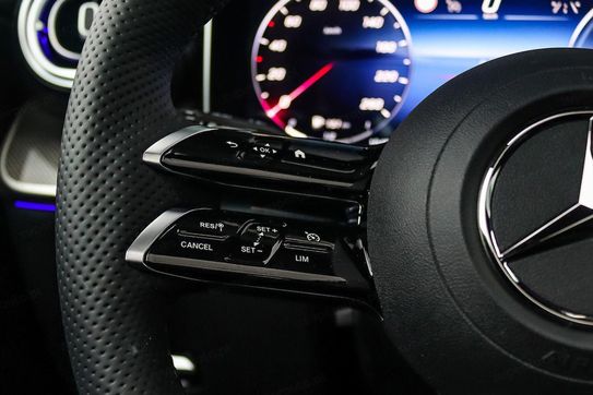 Mercedes GLC 300 e 4-Matic AMG Line