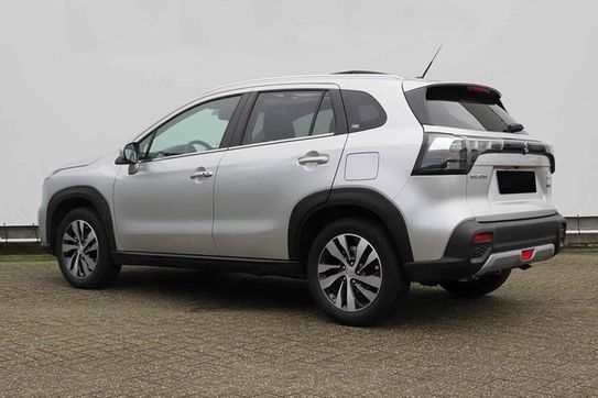 Suzuki S-Cross 1.4 SHVS Elegance 4WD