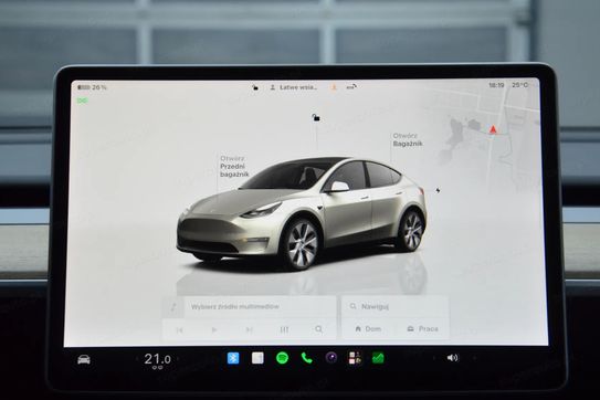 Tesla Model Y Long Range AWD