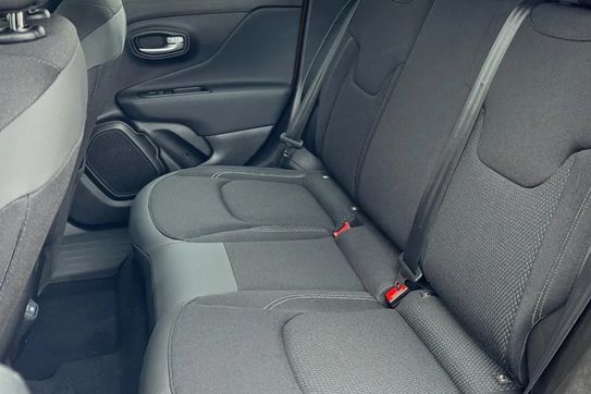 Jeep Renegade Altitude 1.5 T4 mHEV DCT
