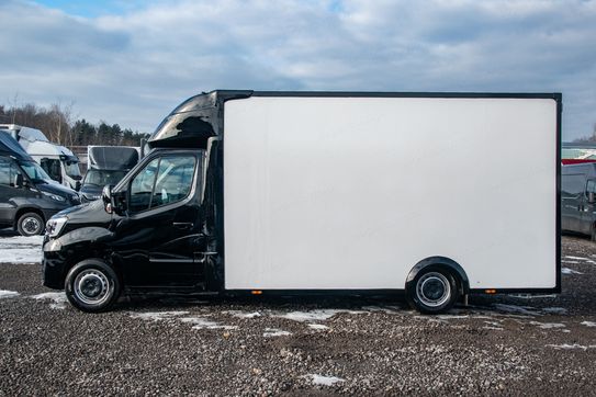 Renault Master L3 Zabudowa Wystawowa TYP PRO