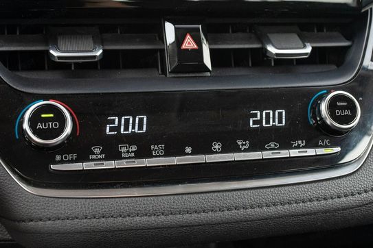 Toyota Corolla 1.8 Hybrid