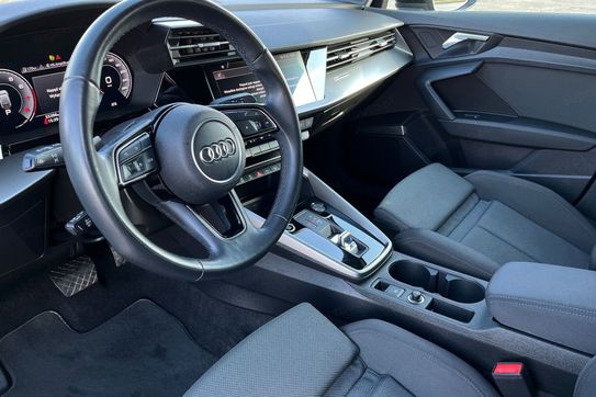 Audi A3 35 TFSI mHEV S Line S tronic