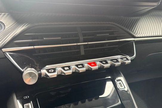 Peugeot 208 50kWh Allure